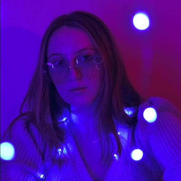 Meet your Posher, Elisabeth - Picture 1 of 1